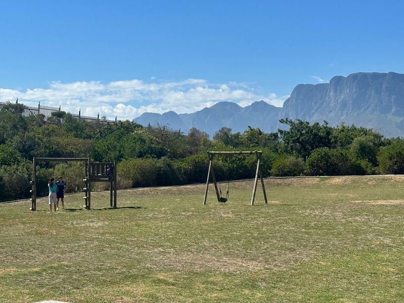 2 Bedroom Property for Sale in Sir Lowrys Pass Village Western Cape